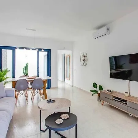 Villa Homu Bianca Fantastica Con Piscina Privada